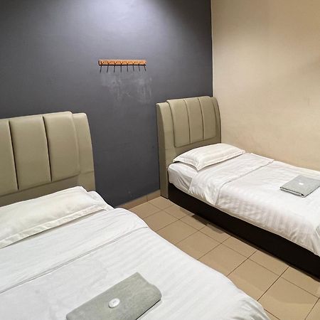 Pekan Budget Hotel Exterior foto